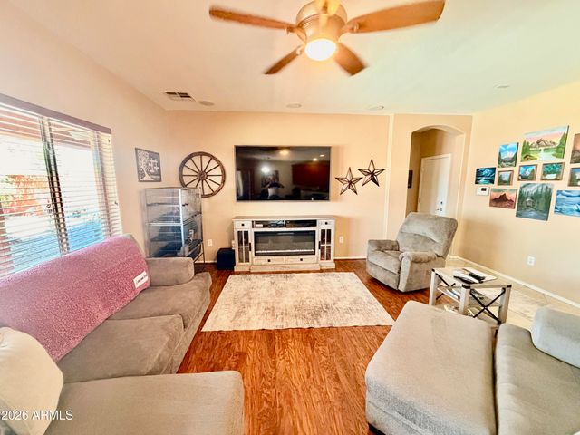1863 N WESTFALL Lane, Casa Grande, AZ 85122
