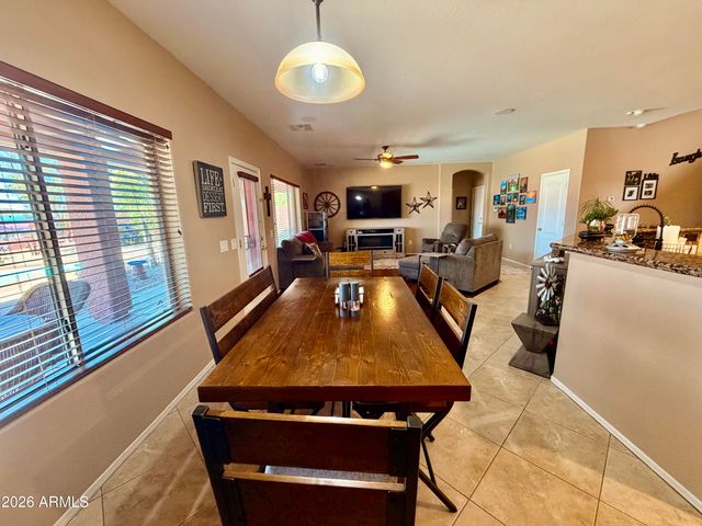 1863 N WESTFALL Lane, Casa Grande, AZ 85122