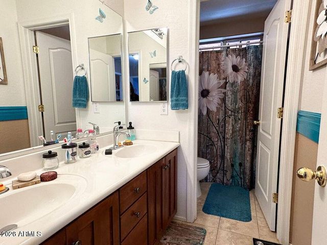 1863 N WESTFALL Lane, Casa Grande, AZ 85122