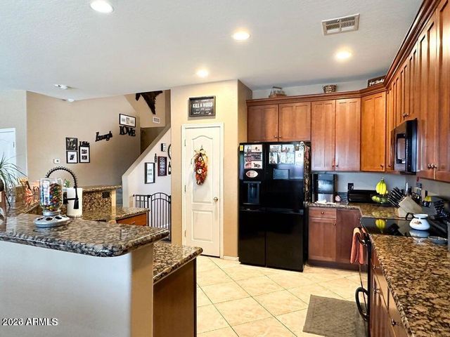 1863 N WESTFALL Lane, Casa Grande, AZ 85122