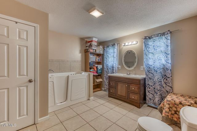 706 Old Stage Road, Church Hill, TN 37642