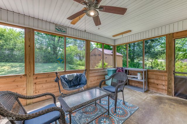 706 Old Stage Road, Church Hill, TN 37642