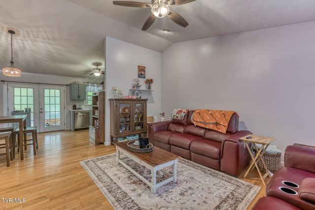 706 Old Stage Road, Church Hill, TN 37642