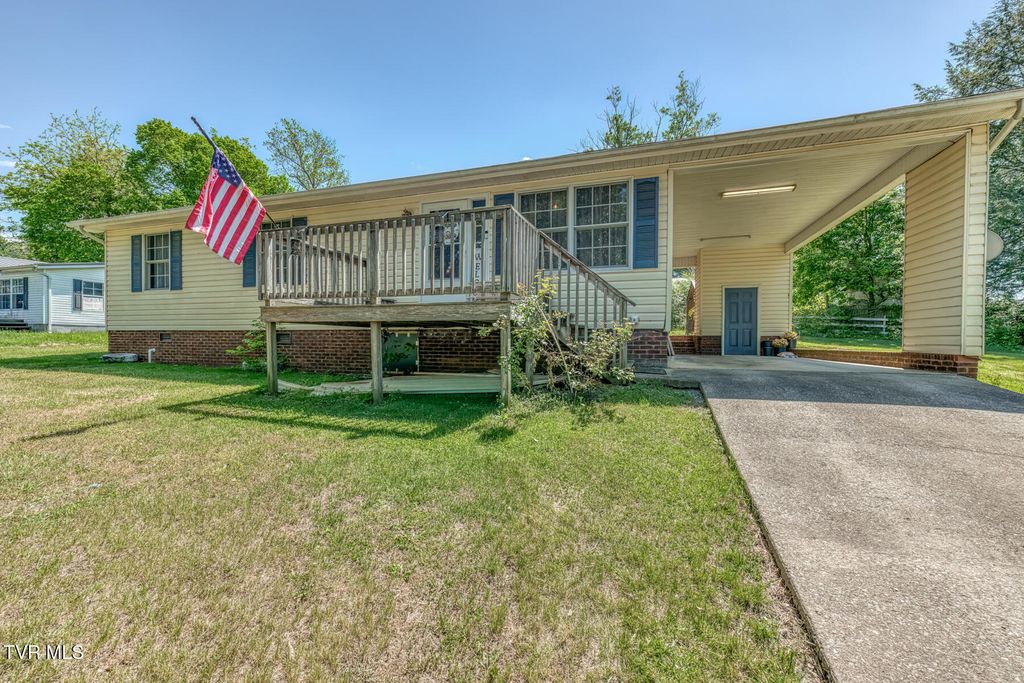 706 Old Stage Road, Church Hill, TN 37642