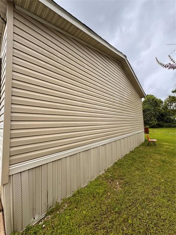 7903 Spivey Road, Highlands, TX 77562