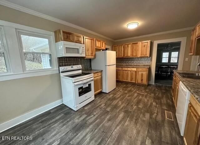 589 Old Nursery Rd, Rose Hill, VA 24281