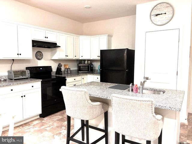 42716 DARALA DR, Ashburn, VA 20147
