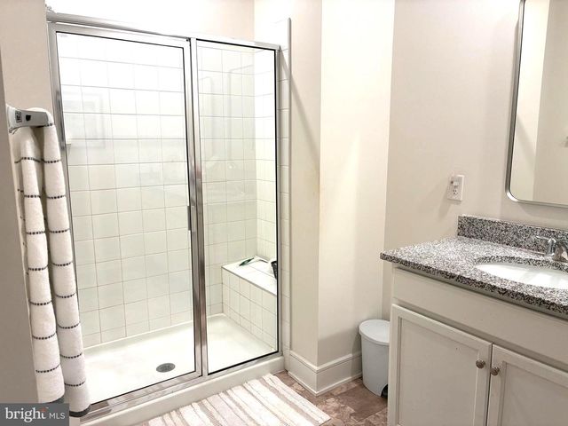 42716 DARALA DR, Ashburn, VA 20147