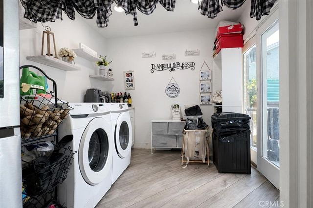 161 W Harcourt Street, Long Beach, CA 90805