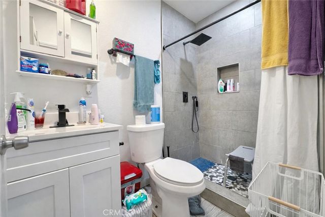 161 W Harcourt Street, Long Beach, CA 90805