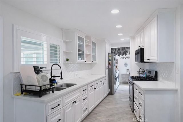 161 W Harcourt Street, Long Beach, CA 90805