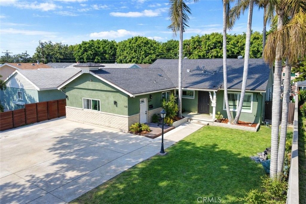 161 W Harcourt Street, Long Beach, CA 90805