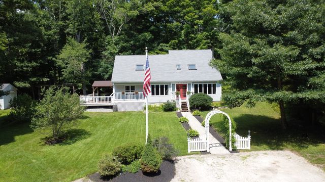 31 Little Alum Rd, Brimfield, MA 01010