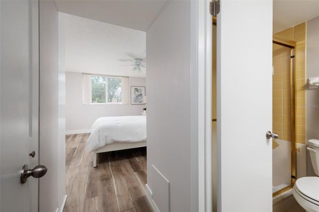 5095 BAY STREET NE 102, St Petersburg, FL 33703