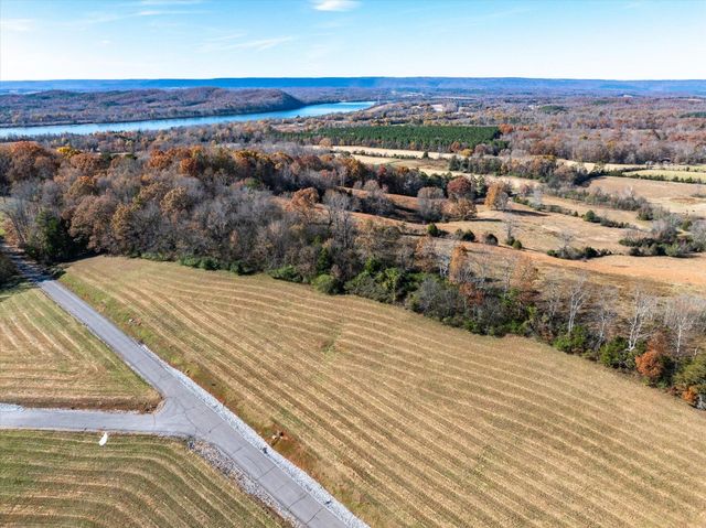 65 The Gates Drive, Decatur, TN 37322