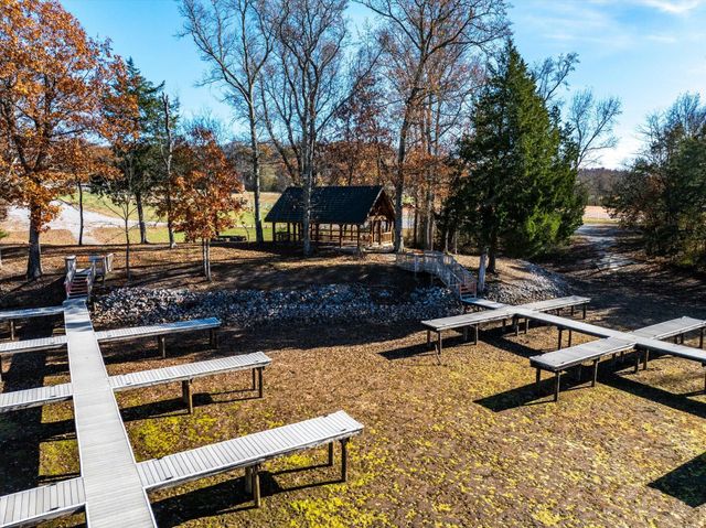 65 The Gates Drive, Decatur, TN 37322