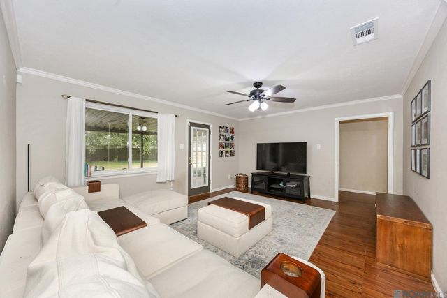 8865 Trinity Ave, Baton Rouge, LA 70806