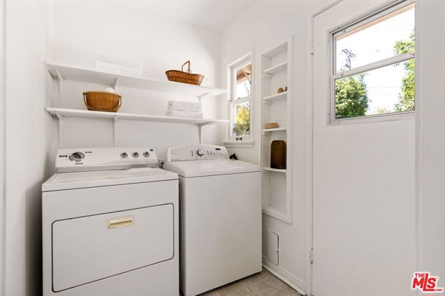 2244 Hillsboro Avenue, Los Angeles, CA 90034