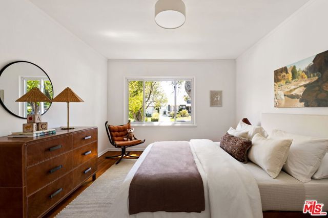 2244 Hillsboro Avenue, Los Angeles, CA 90034