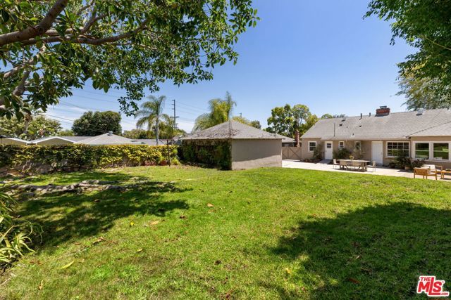 2244 Hillsboro Avenue, Los Angeles, CA 90034