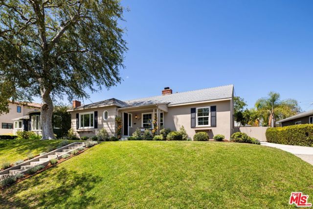 2244 Hillsboro Avenue, Los Angeles, CA 90034