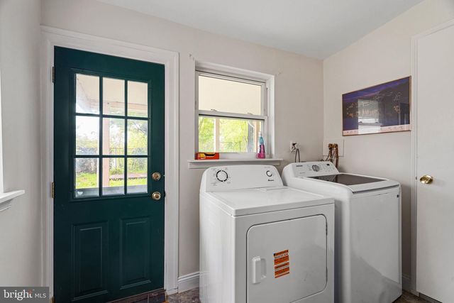 295 HERMITAGE ST, Philadelphia, PA 19127