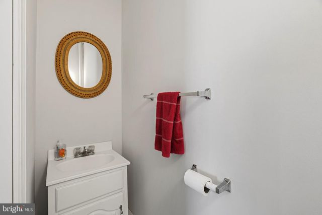 295 HERMITAGE ST, Philadelphia, PA 19127