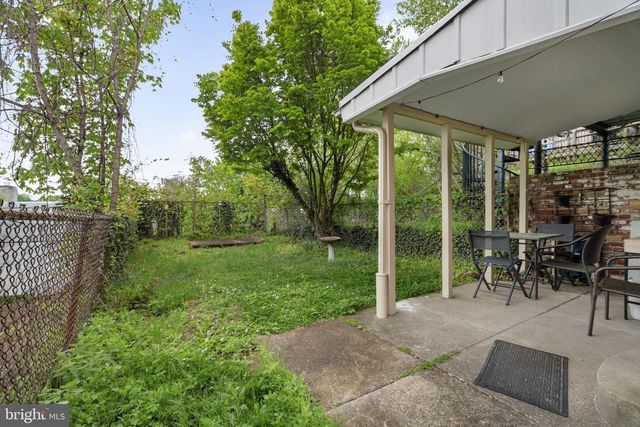 295 HERMITAGE ST, Philadelphia, PA 19127