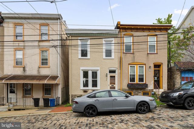 295 HERMITAGE ST, Philadelphia, PA 19127