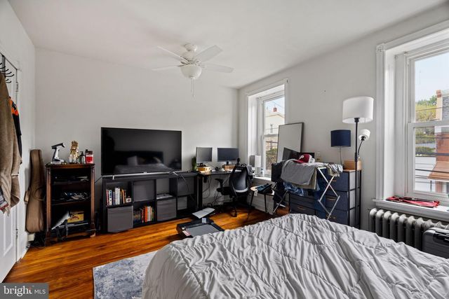 295 HERMITAGE ST, Philadelphia, PA 19127