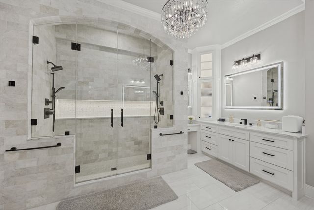 2613 Round Table Boulevard, Lewisville, TX 75056