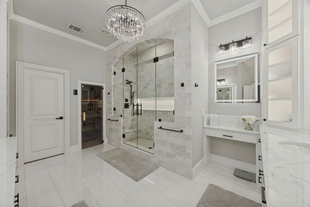 2613 Round Table Boulevard, Lewisville, TX 75056