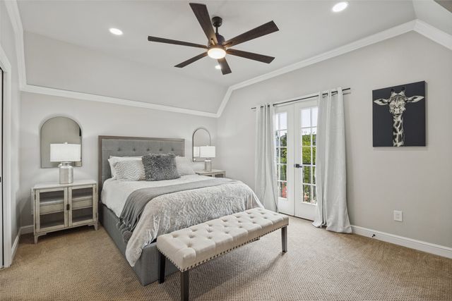 2613 Round Table Boulevard, Lewisville, TX 75056