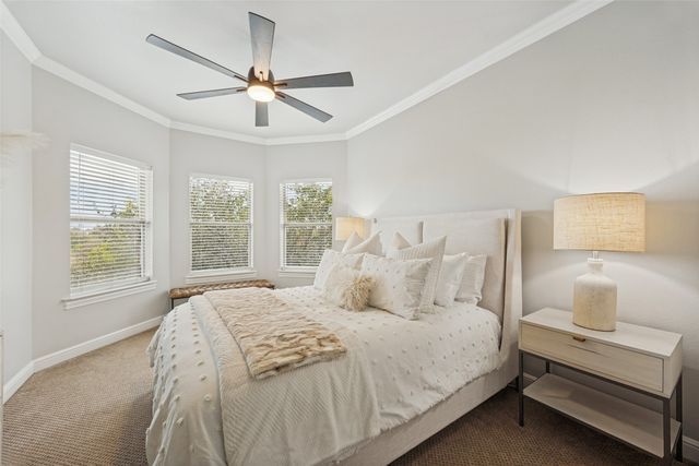 2613 Round Table Boulevard, Lewisville, TX 75056