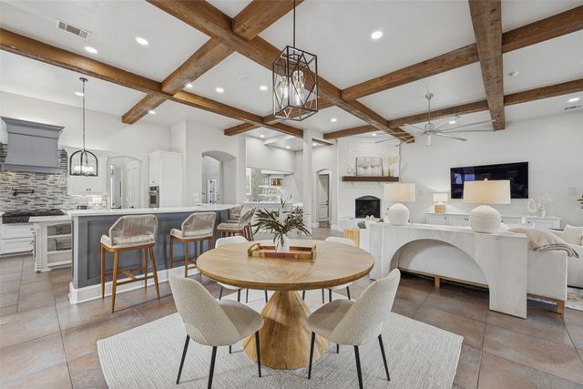 2613 Round Table Boulevard, Lewisville, TX 75056