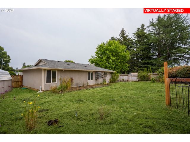 963 RILANCE Ln, Oregon City, OR 97045