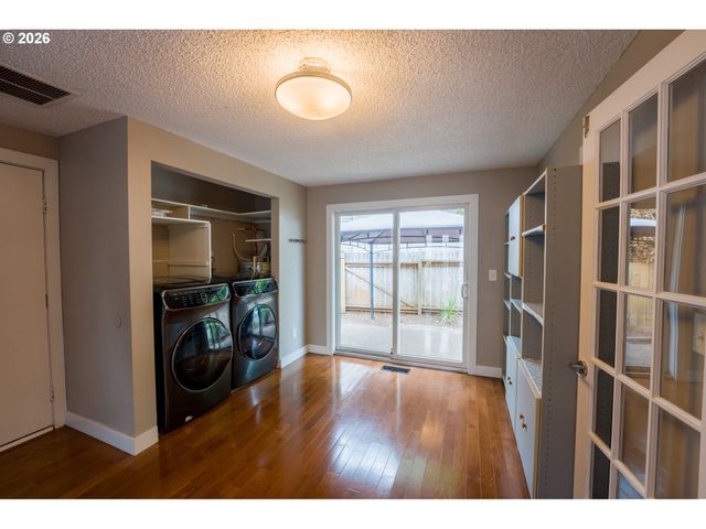 963 RILANCE Ln, Oregon City, OR 97045