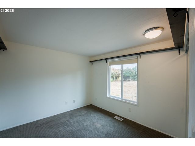 963 RILANCE Ln, Oregon City, OR 97045