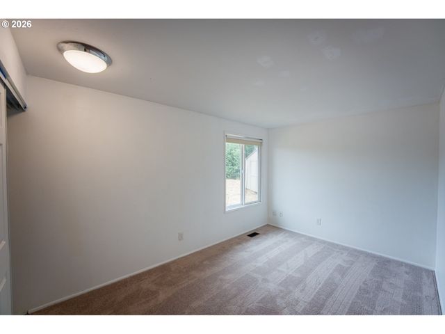 963 RILANCE Ln, Oregon City, OR 97045