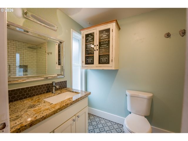 963 RILANCE Ln, Oregon City, OR 97045