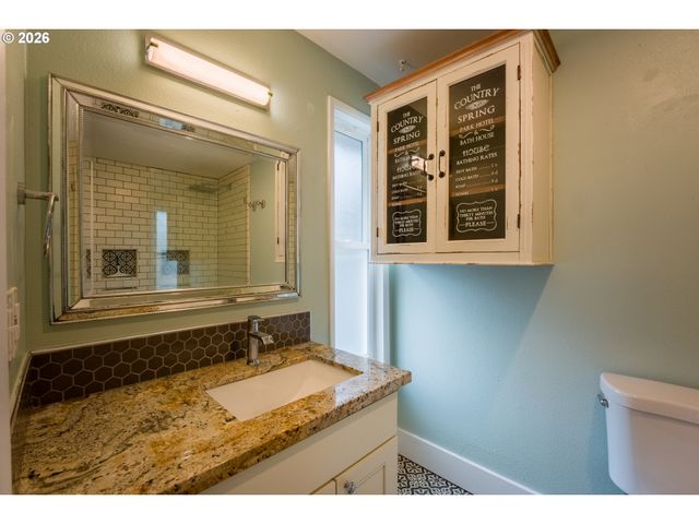 963 RILANCE Ln, Oregon City, OR 97045
