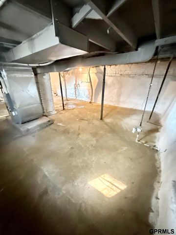 4215 Patrick Avenue, Omaha, NE 68111