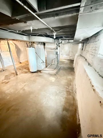 4215 Patrick Avenue, Omaha, NE 68111