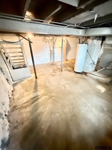 4215 Patrick Avenue, Omaha, NE 68111