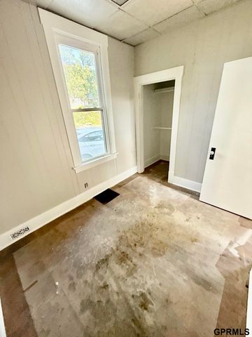 4215 Patrick Avenue, Omaha, NE 68111