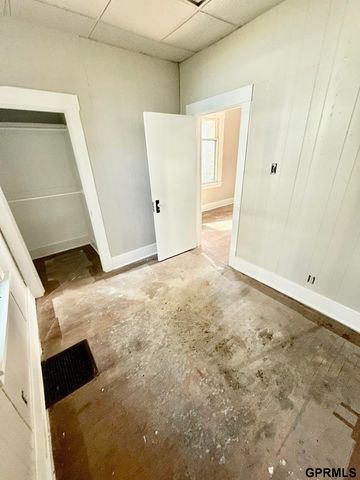 4215 Patrick Avenue, Omaha, NE 68111