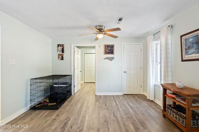 552 Tar Landing Road, Holly Ridge, NC 28445