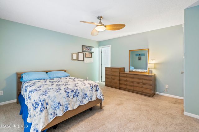 552 Tar Landing Road, Holly Ridge, NC 28445