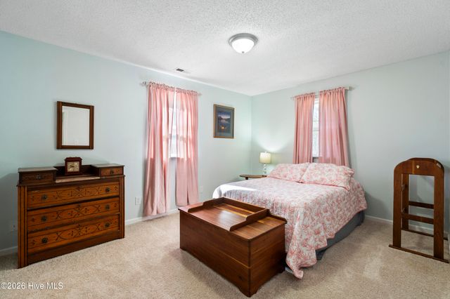 552 Tar Landing Road, Holly Ridge, NC 28445