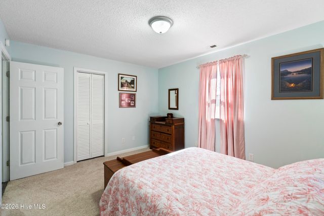 552 Tar Landing Road, Holly Ridge, NC 28445